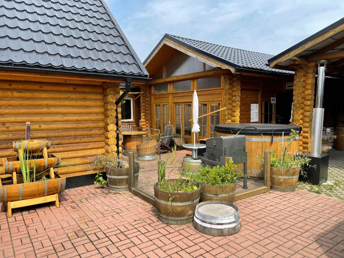 Wellness Huette Am Zwenkauer See Bei Leipzig 外观 照片